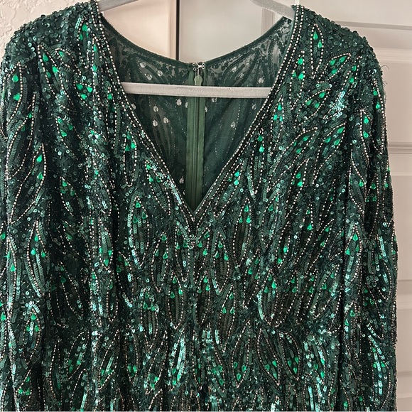 NWT Mac Duggal 5451 Green Beaded Long Sleeve Gown - Picture 6 of 9